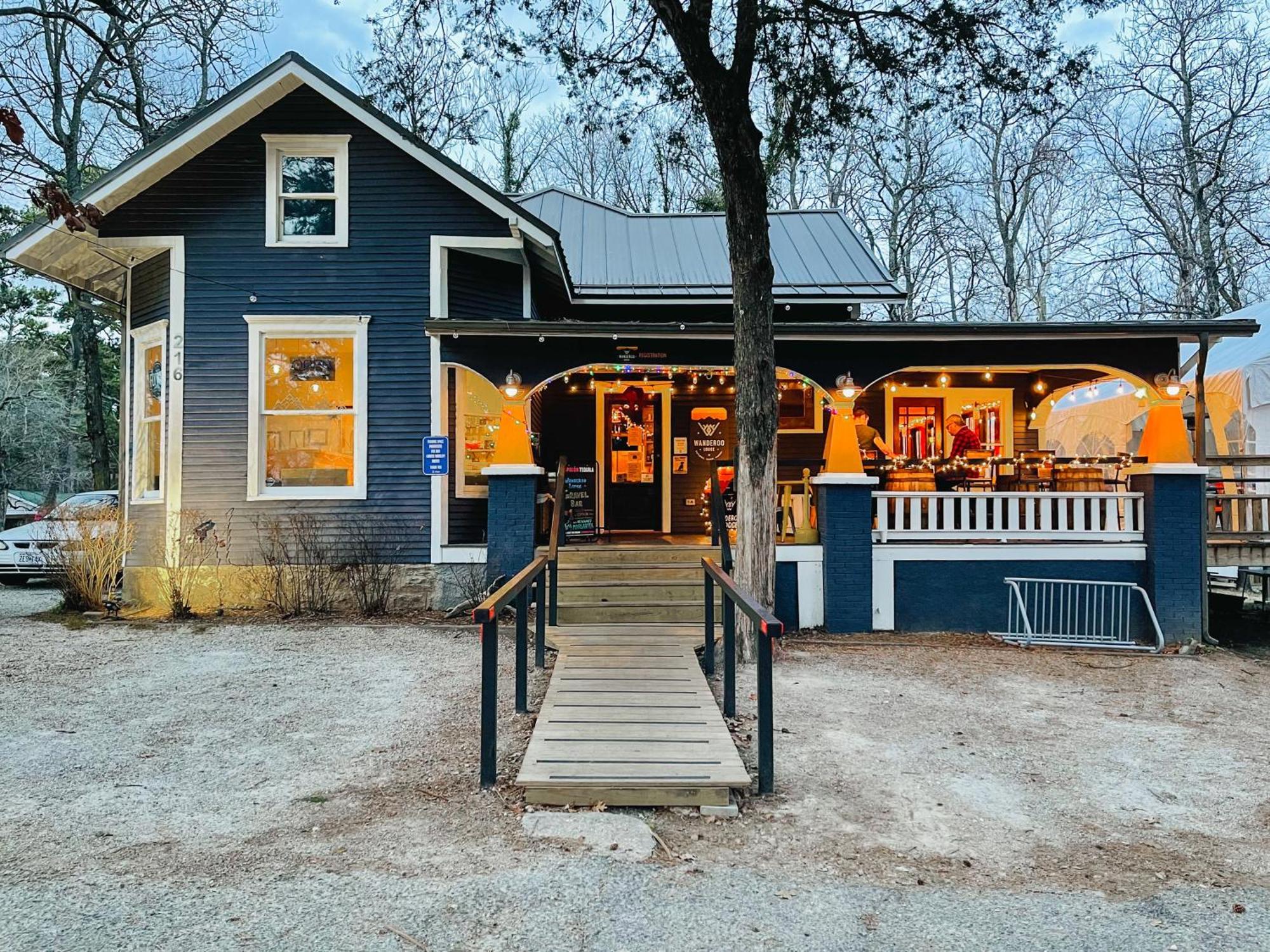 The Wanderoo Lodge Eureka Springs Buitenkant foto